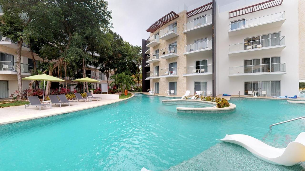 Residences At The Fives Playa del Carmen Exterior photo