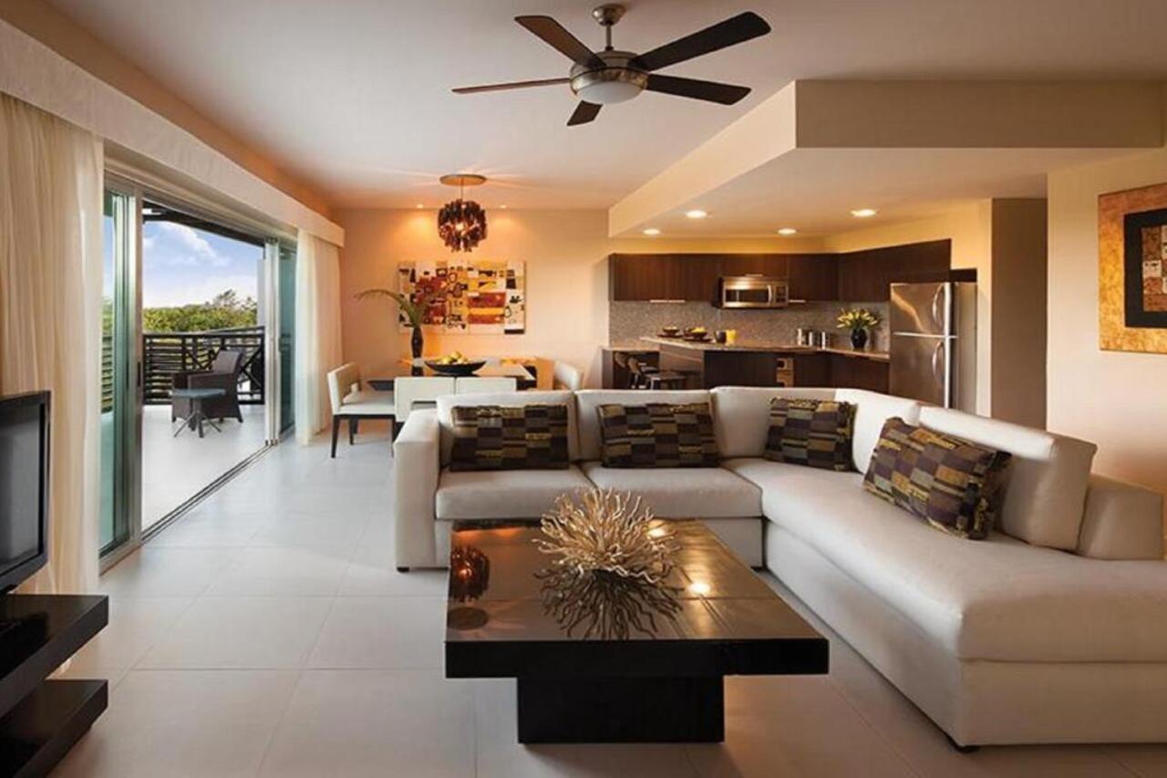 Residences At The Fives Playa del Carmen Exterior photo