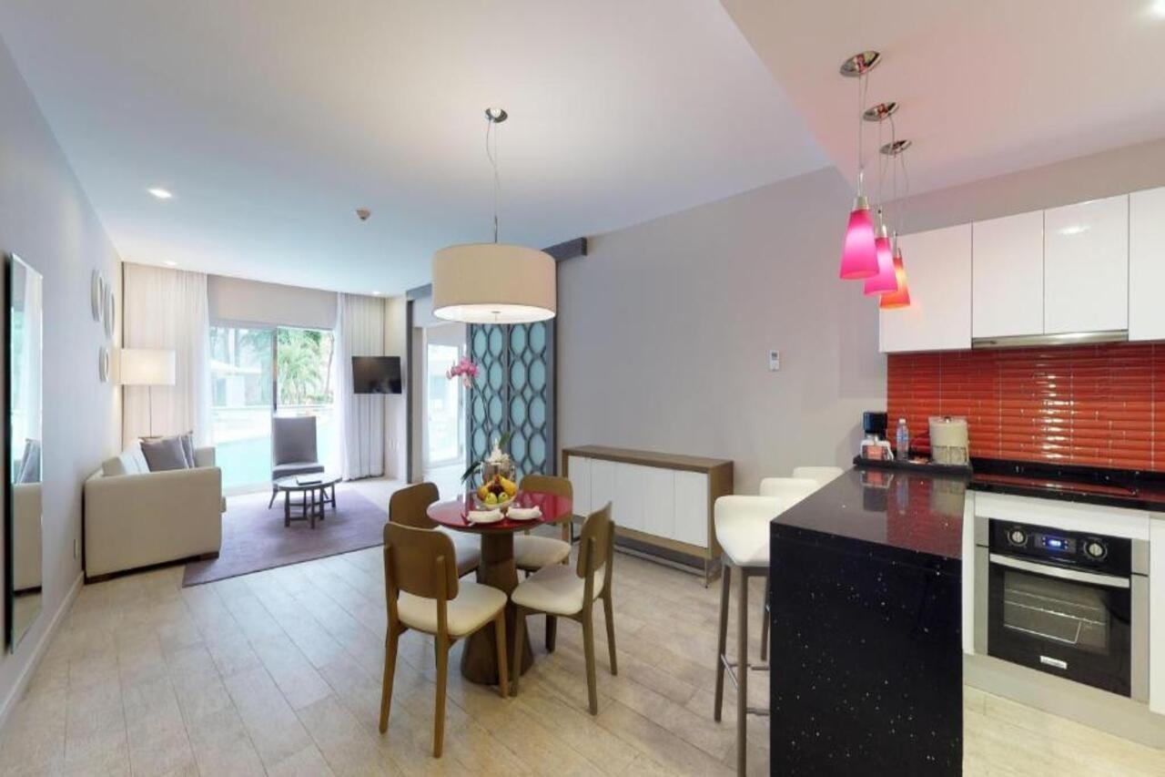 Residences At The Fives Playa del Carmen Exterior photo
