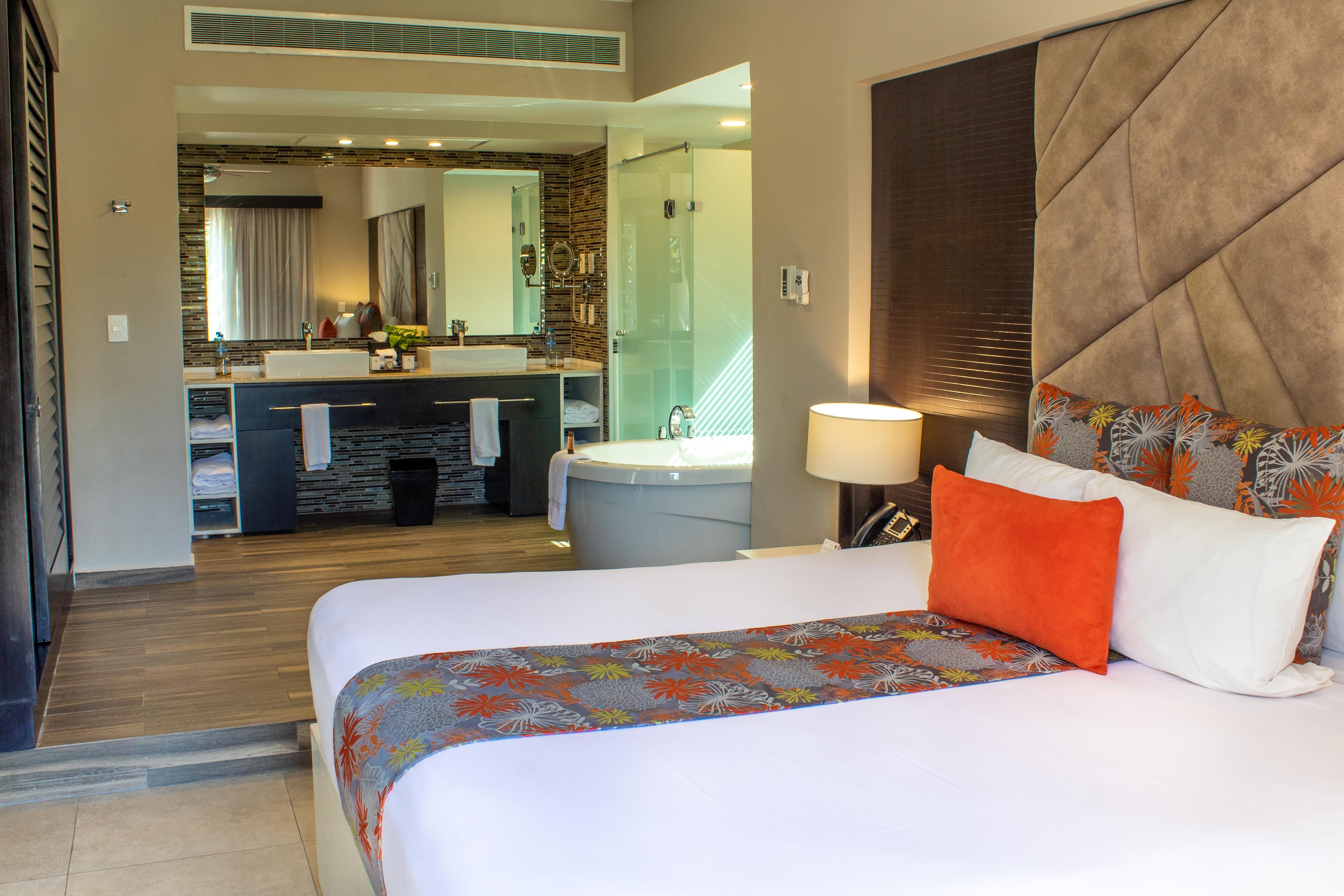 Residences At The Fives Playa del Carmen Exterior photo