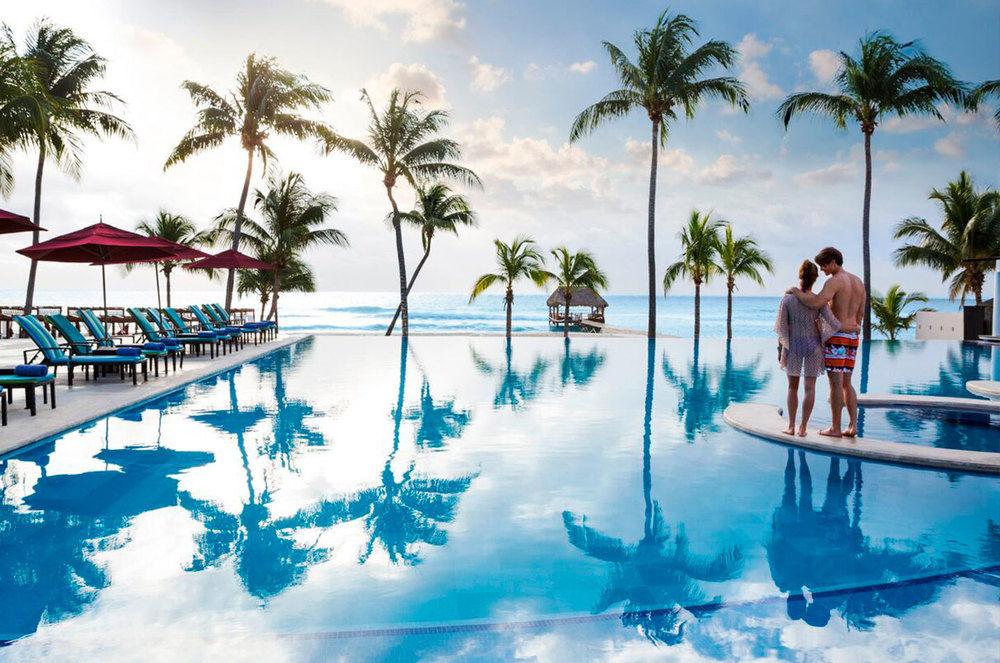 Residences At The Fives Playa del Carmen Exterior photo