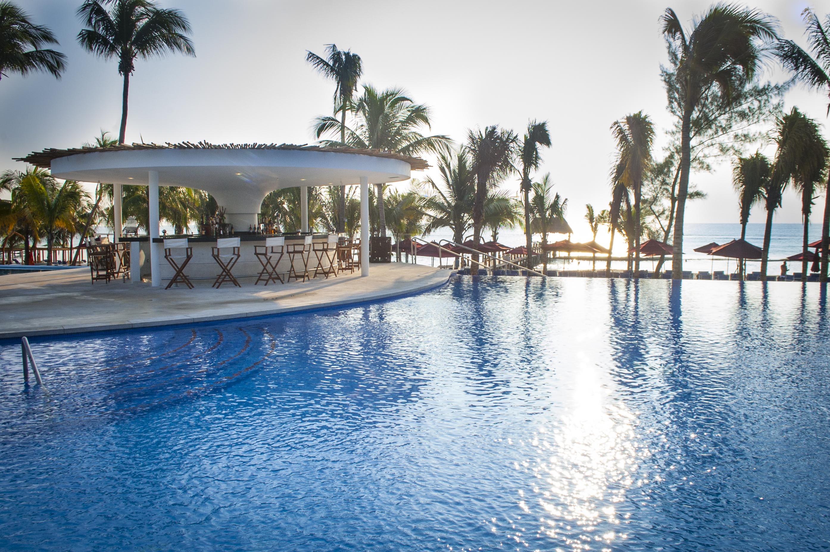 Residences At The Fives Playa del Carmen Exterior photo