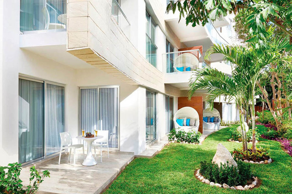 Residences At The Fives Playa del Carmen Exterior photo